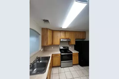 130 Marvin Cove, Hutto, TX 78634 - Photo 5