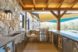 000 Old Red Ranch Rd, Dripping Springs, TX 78620 - Photo 39