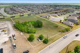 101 Mager Ln, Hutto, TX 78634 - Photo 1