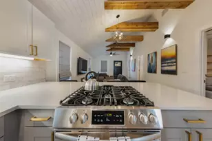 2319 Santa Rita St, Austin, TX 78702 - Photo 7