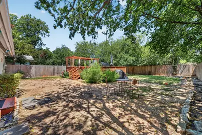 200 E Skyview Road, Austin, TX 78752 - Photo 23