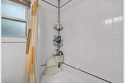 200 E Skyview Road, Austin, TX 78752 - Photo 19