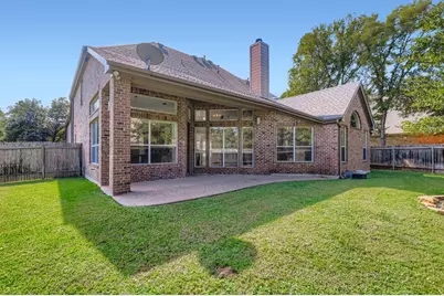 1404 Hidden Glen Drive, Round Rock, TX 78681 - Photo 17