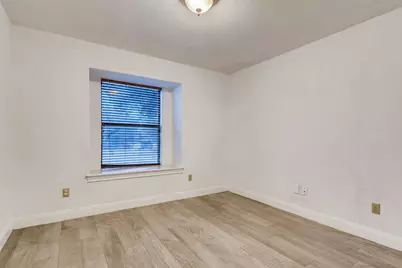 300 S Venture Boulevard S, Lago Vista, TX 78645 - Photo 9