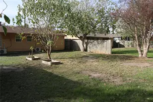 1705 Walnut St, Georgetown, TX 78626 - Photo 21