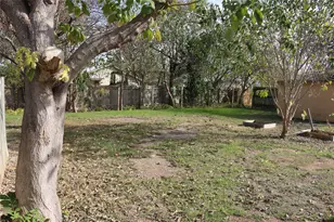 1705 Walnut St, Georgetown, TX 78626 - Photo 19