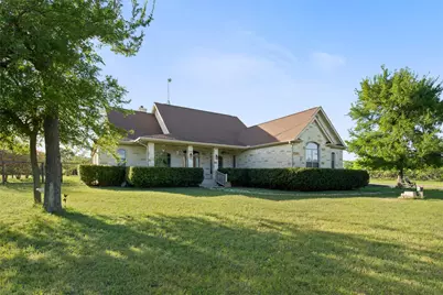 3060 Fm 1704, Elgin, TX 78621 - Photo 5