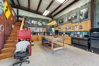 3060 Fm 1704, Elgin, TX 78621 - Photo 33