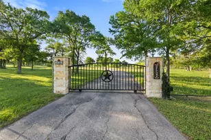 3060 Fm 1704, Elgin, TX 78621 - Photo 3