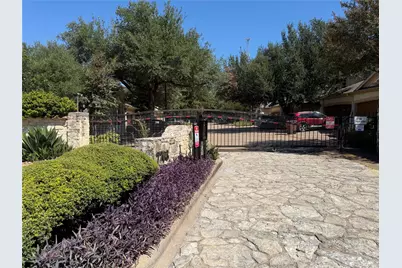 7708 San Felipe Boulevard #4, Austin, TX 78729 - Photo 37