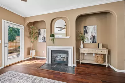 7708 San Felipe Boulevard #4, Austin, TX 78729 - Photo 11