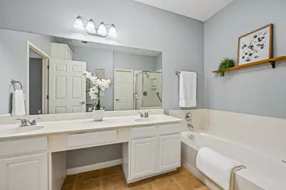 7708 San Felipe Boulevard #4, Austin, TX 78729 - Photo 33