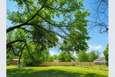 303 E Wolf Street, Granger, TX 76530 - Photo 1