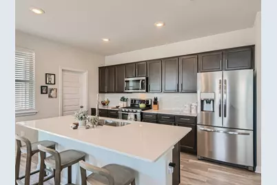 7909 Mandela Bend, Austin, TX 78744 - Photo 5
