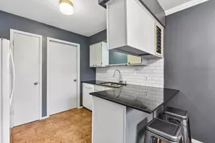 1413 W Braker Ln, Austin, TX 78758 - Photo 17