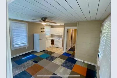 803 Elm Street, Seguin, TX 78155 - Photo 17