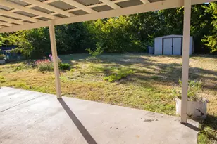 8406 Burrell Dr, Austin, TX 78757 - Photo 15