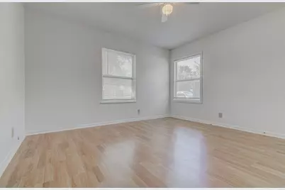 8406 Burrell Drive, Austin, TX 78757 - Photo 11