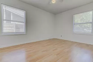 8406 Burrell Dr, Austin, TX 78757 - Photo 15