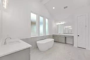 162 Montecilo Dr, Liberty Hill, TX 78642 - Photo 13