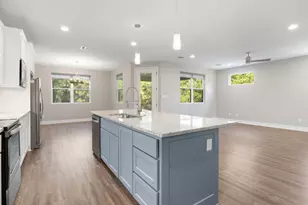 200 Manawianui Dr, Bastrop, TX 78602 - Photo 15