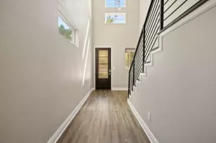 200 Manawianui Dr, Bastrop, TX 78602 - Photo 5