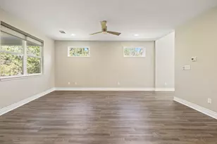 200 Manawianui Dr, Bastrop, TX 78602 - Photo 11