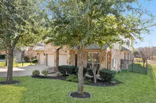 4378 Green Tree Dr, Round Rock, TX 78665 - Photo 3