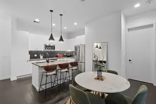 800 Embassy Dr, Austin, TX 78702 - Photo 3