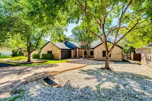 107 Copperleaf Rd, Lakeway, TX 78734 - Photo 1