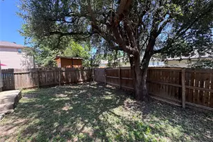 7020 Doyal Dr, Austin, TX 78747 - Photo 21