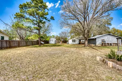 609 Dickson Street, Lexington, TX 78947 - Photo 27
