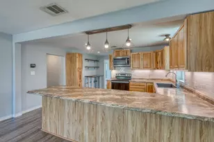 609 Dickson St, Lexington, TX 78947 - Photo 5