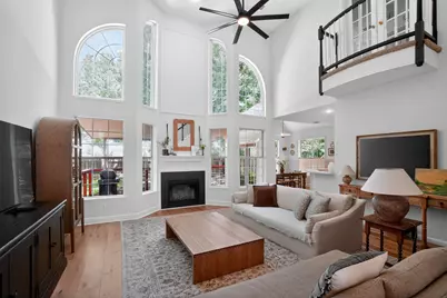 300 N Carriage Hills Drive, Georgetown, TX 78626 - Photo 5
