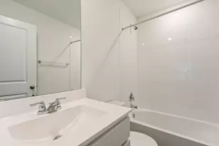 172 Bull Lake Cir, Buda, TX 78610 - Photo 9