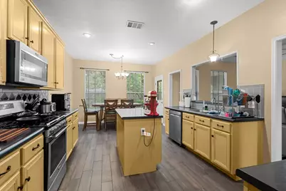 310 N Carriage Hills Drive, Georgetown, TX 78626 - Photo 5
