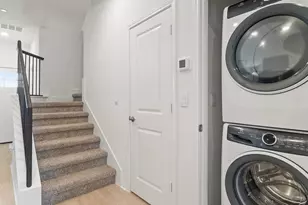 2518 Violet Theo Ln, Round Rock, TX 78665 - Photo 17