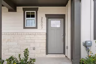 2518 Violet Theo Ln, Round Rock, TX 78665 - Photo 3