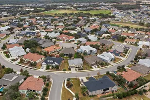 313 Racing Oak Loop, San Marcos, TX 78666 - Photo 5