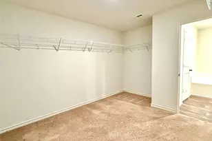 109 Sunnymeade Ln, Jarrell, TX 76537 - Photo 23