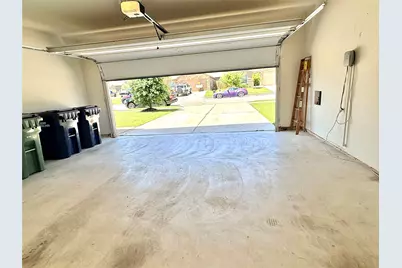 109 Sunnymeade Lane, Jarrell, TX 76537 - Photo 11