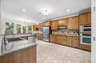 313 S Flamingo Dr, Austin, TX 78734 - Photo 11