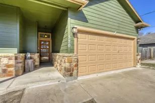 320 Kaanapali Ln, Bastrop, TX 78602 - Photo 3