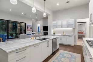 8317 Carranzo Dr, Austin, TX 78735 - Photo 9