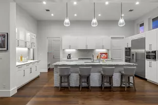 8317 Carranzo Dr, Austin, TX 78735 - Photo 9