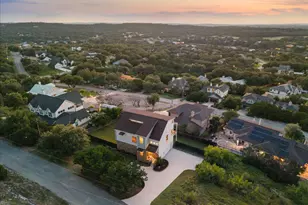 406 Rogart Dr, Spicewood, TX 78669 - Photo 31