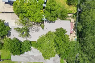 5704 Gloucester Ln, Austin, TX 78723 - Photo 25