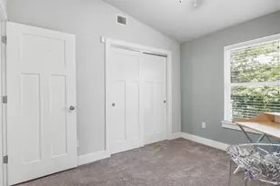5704 Gloucester Ln, Austin, TX 78723 - Photo 19