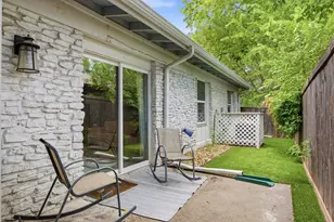 5704 Gloucester Ln, Austin, TX 78723 - Photo 21