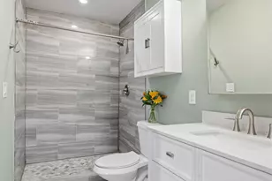 5704 Gloucester Ln, Austin, TX 78723 - Photo 23